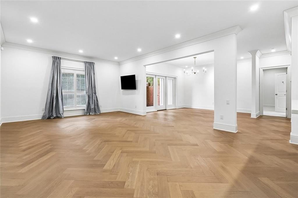 500 RUE SAINT ANN None 122