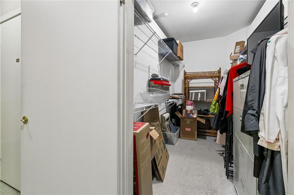 500 RUE SAINT ANN None 122