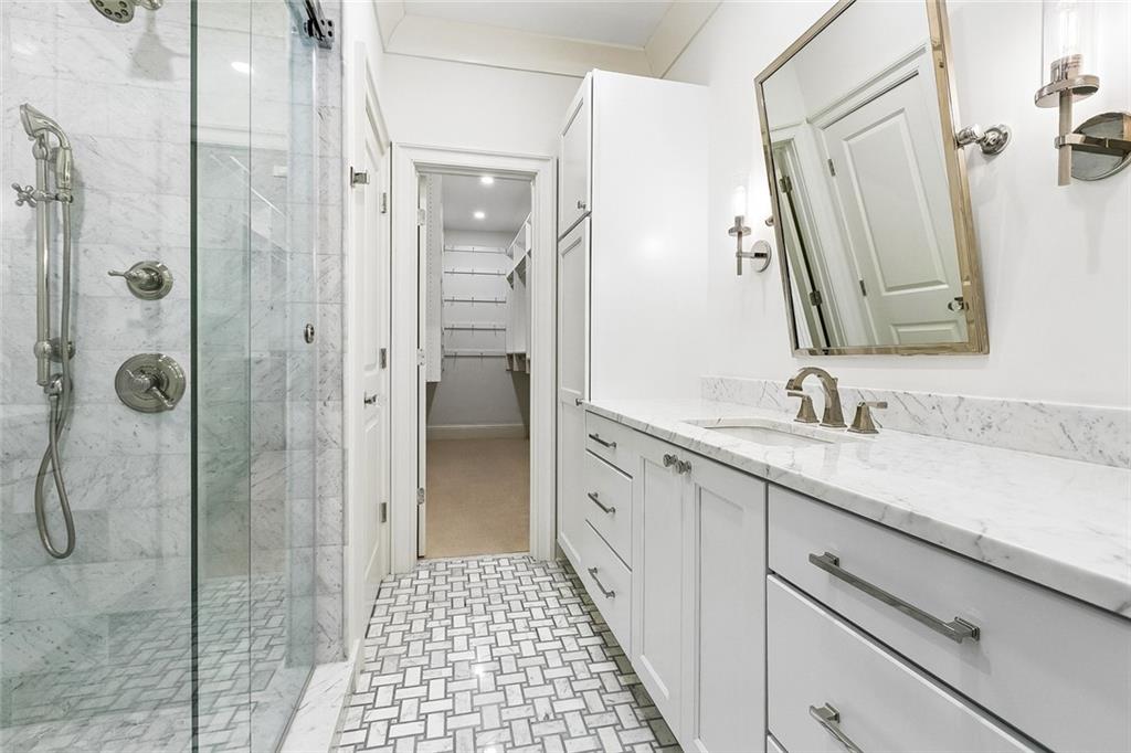 500 RUE SAINT ANN None 122