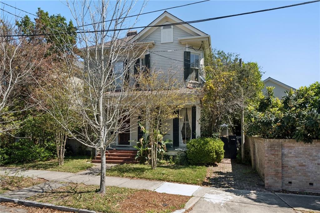 1717 UPPERLINE Street