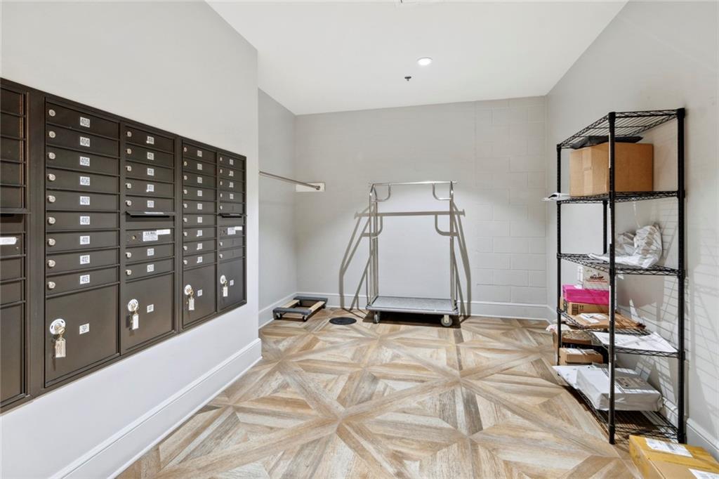 700 MAGAZINE Street 414