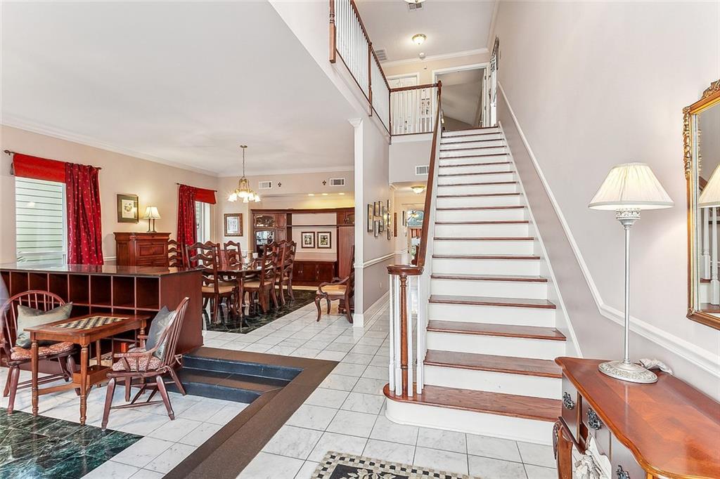 1612 OLEANDER Street