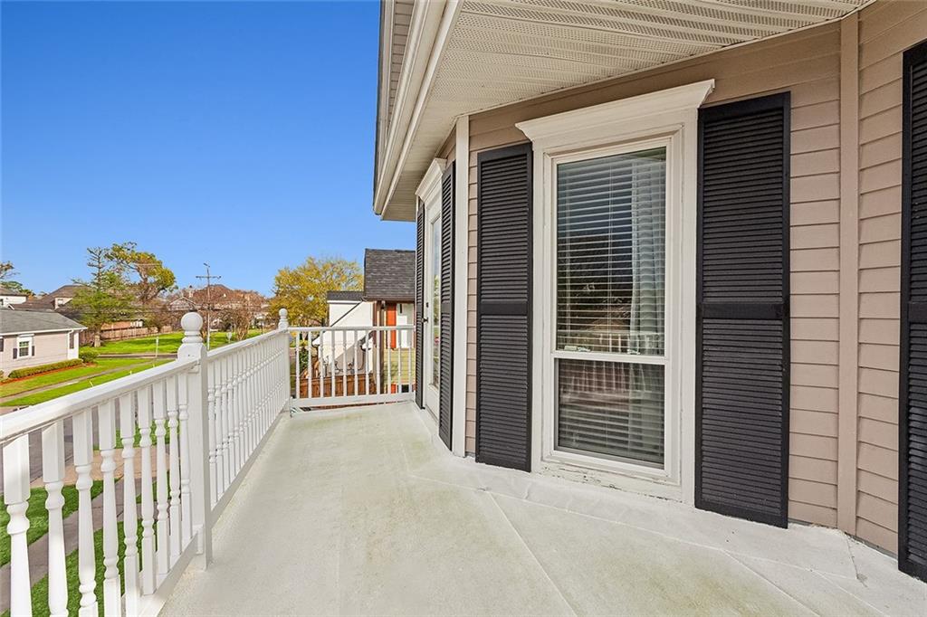 1612 OLEANDER Street