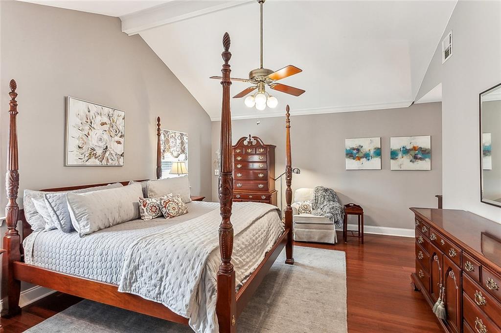 1612 OLEANDER Street