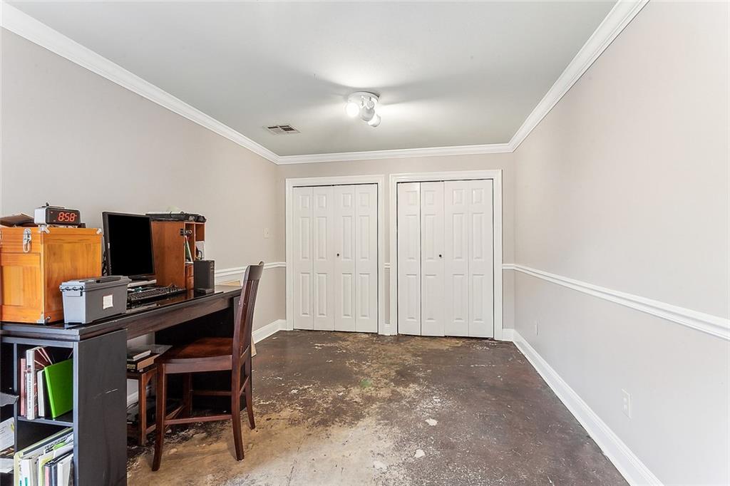 1612 OLEANDER Street