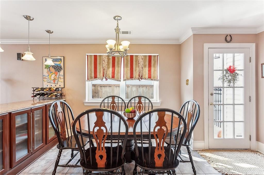 1612 OLEANDER Street