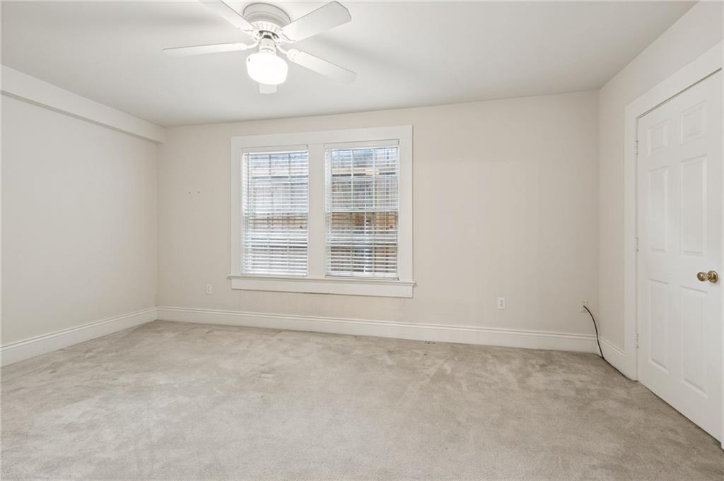 5515 CHESTNUT Street