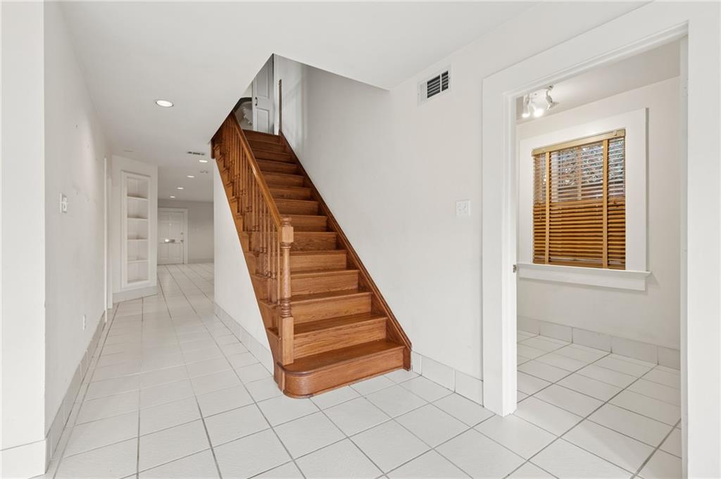 5515 CHESTNUT Street