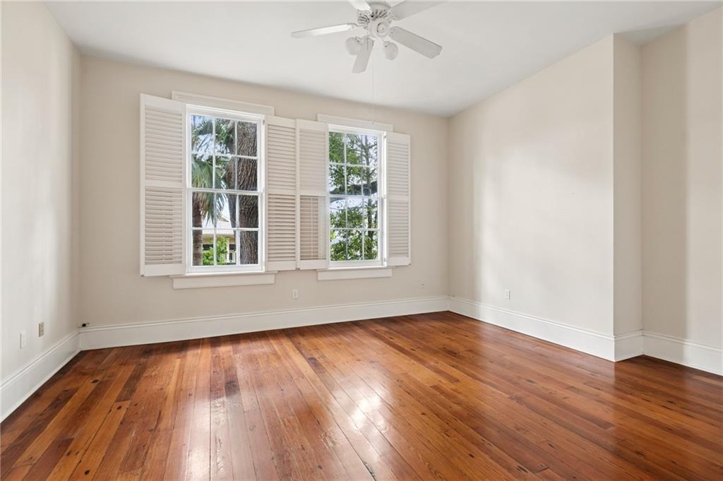 5515 CHESTNUT Street