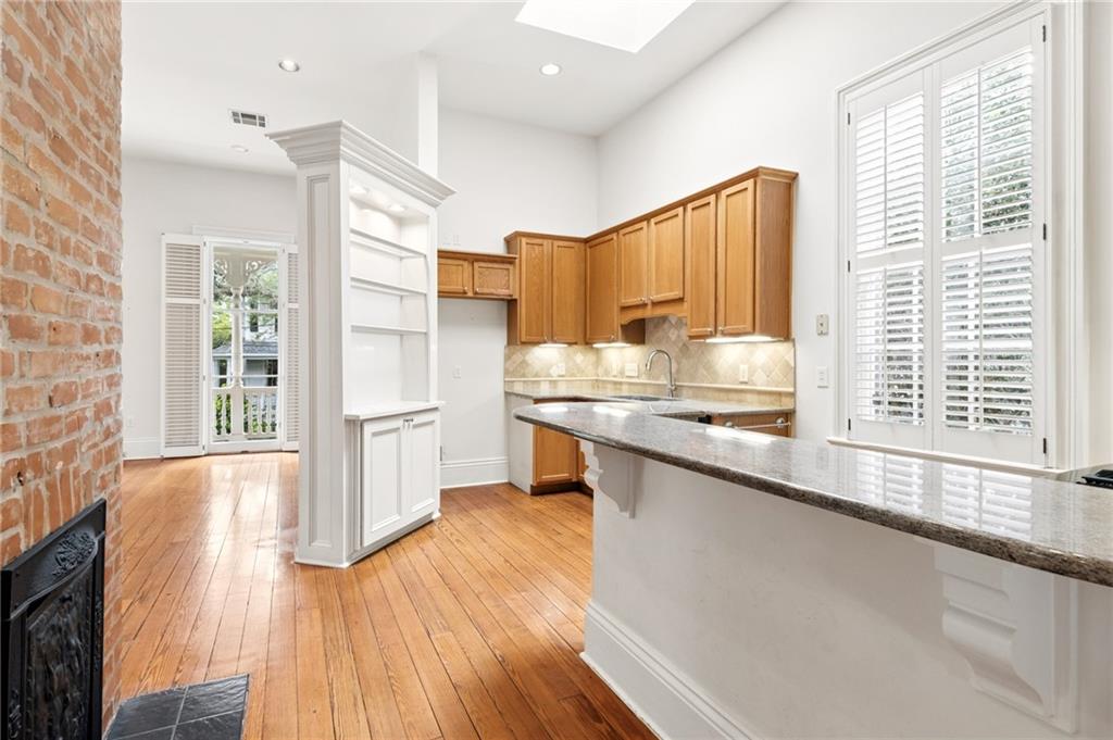 5515 CHESTNUT Street