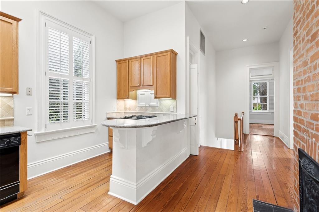 5515 CHESTNUT Street