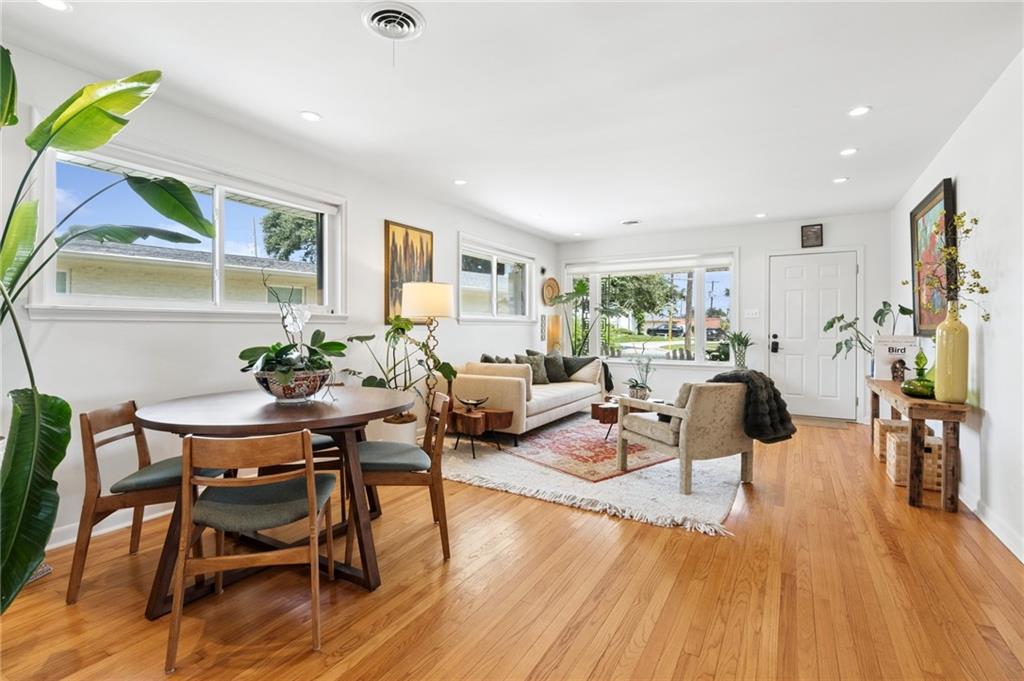 13 CENTRAL Drive