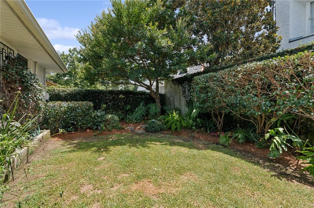 13 CENTRAL Drive