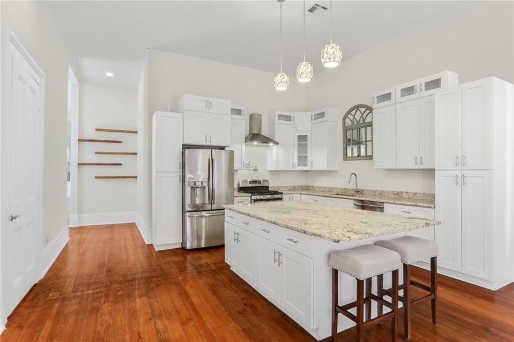3308 CONSTANCE Street