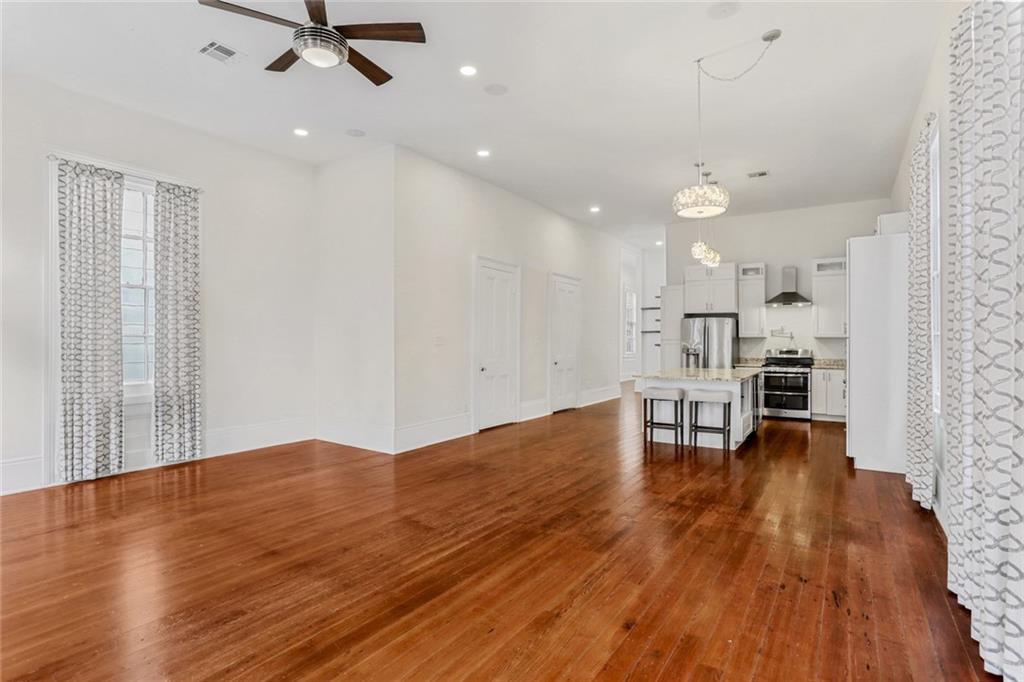 3308 CONSTANCE Street