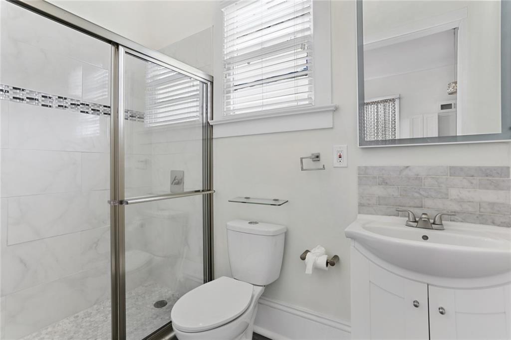 3308 CONSTANCE Street
