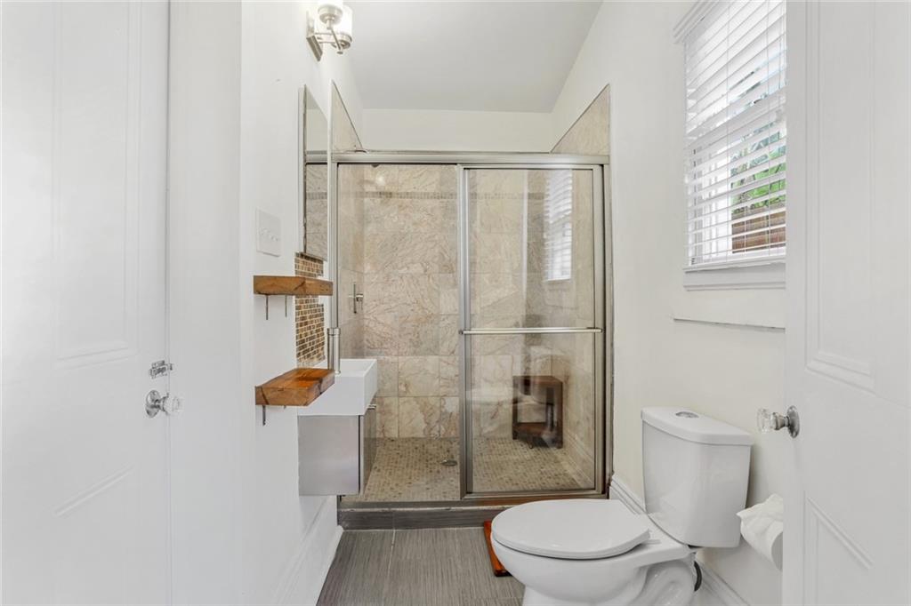 3308 CONSTANCE Street