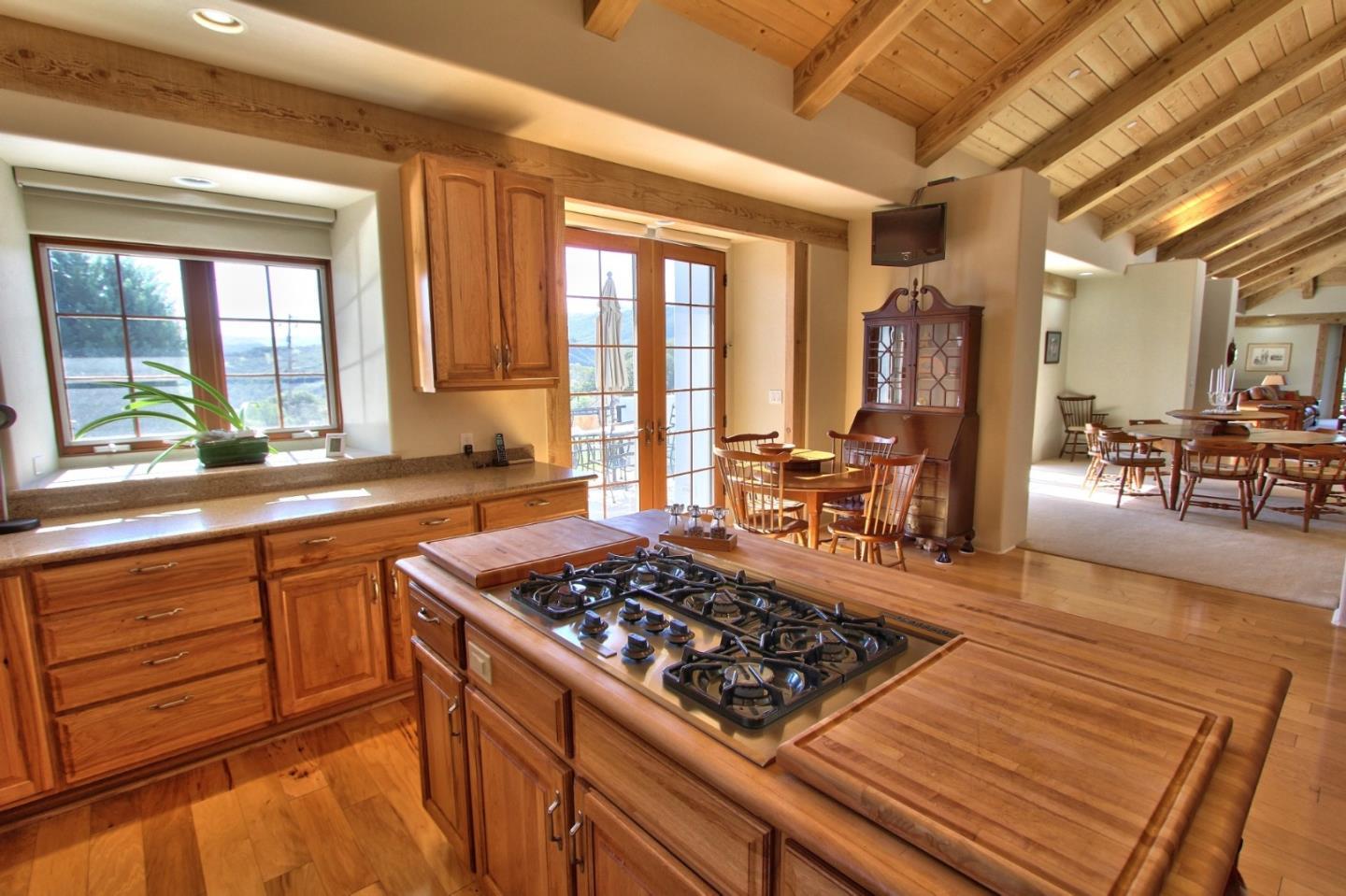 38 Calera Canyon RD