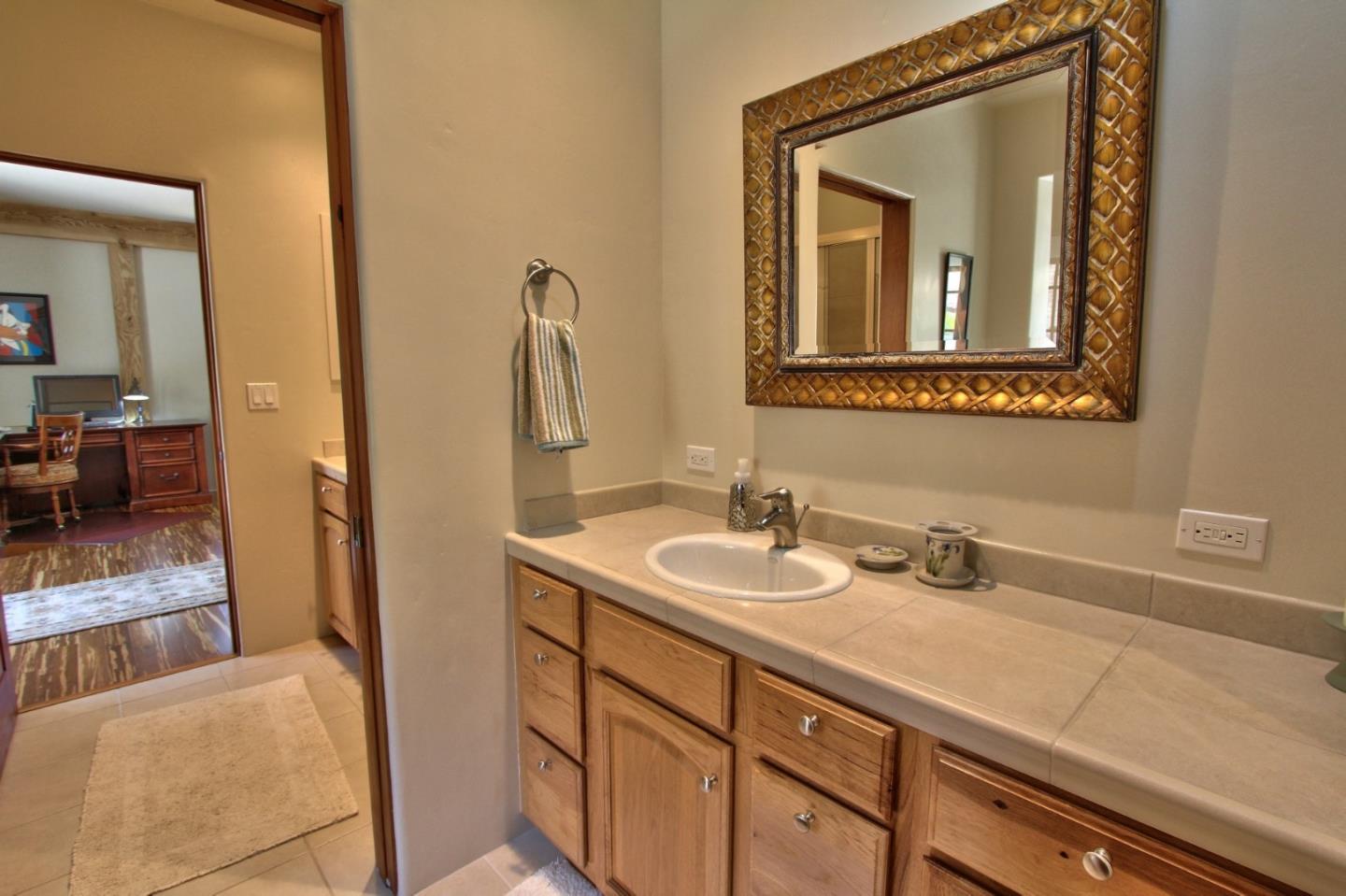 38 Calera Canyon RD