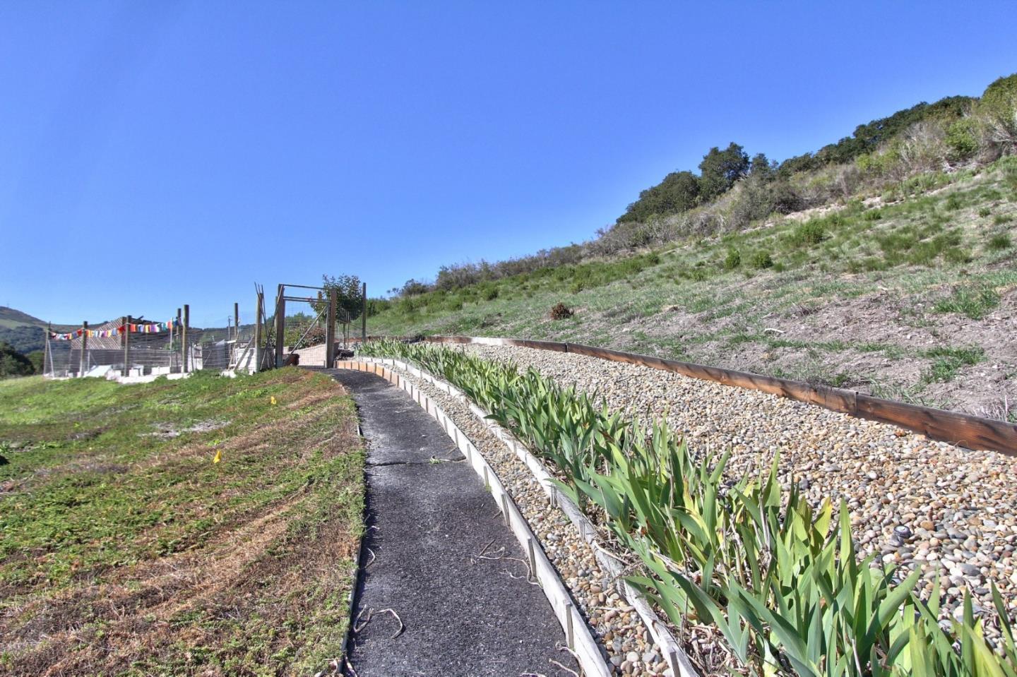 38 Calera Canyon RD
