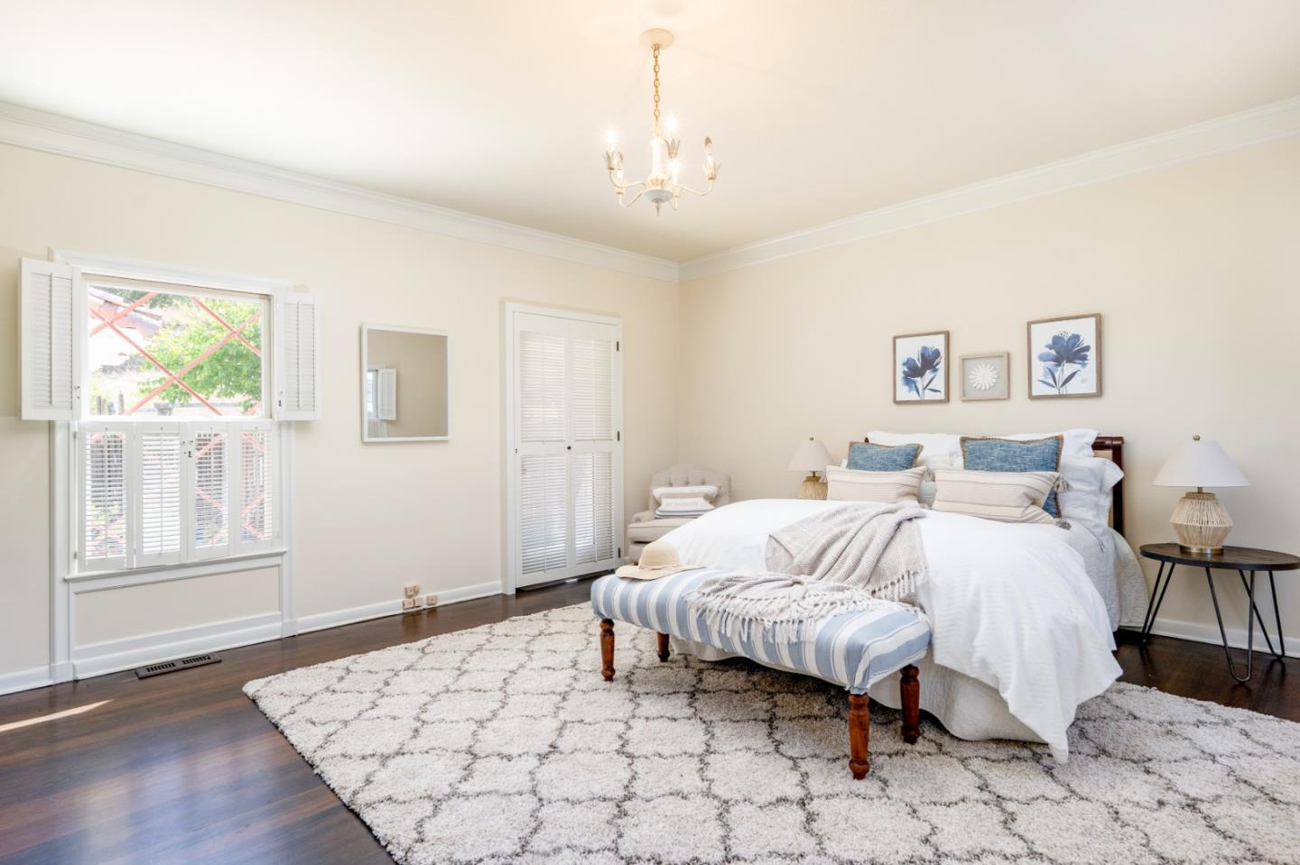 1014 Monterey Salinas HWY