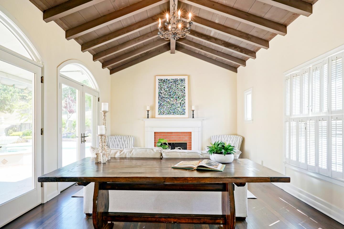 1014 Monterey Salinas HWY