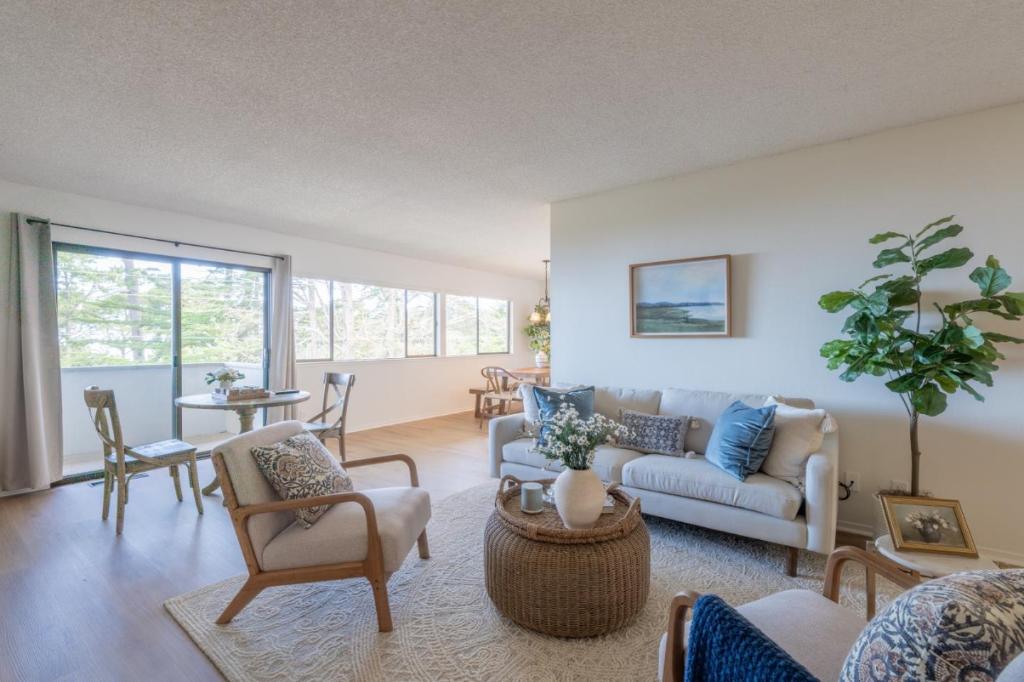 56 Skyline Crest Dr