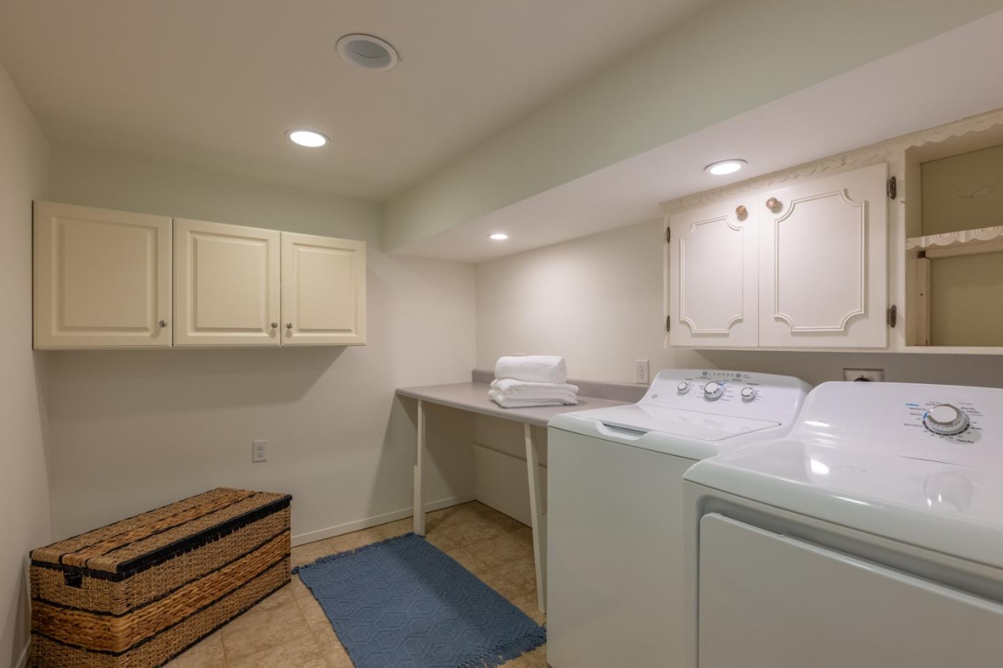 56 Skyline Crest Dr