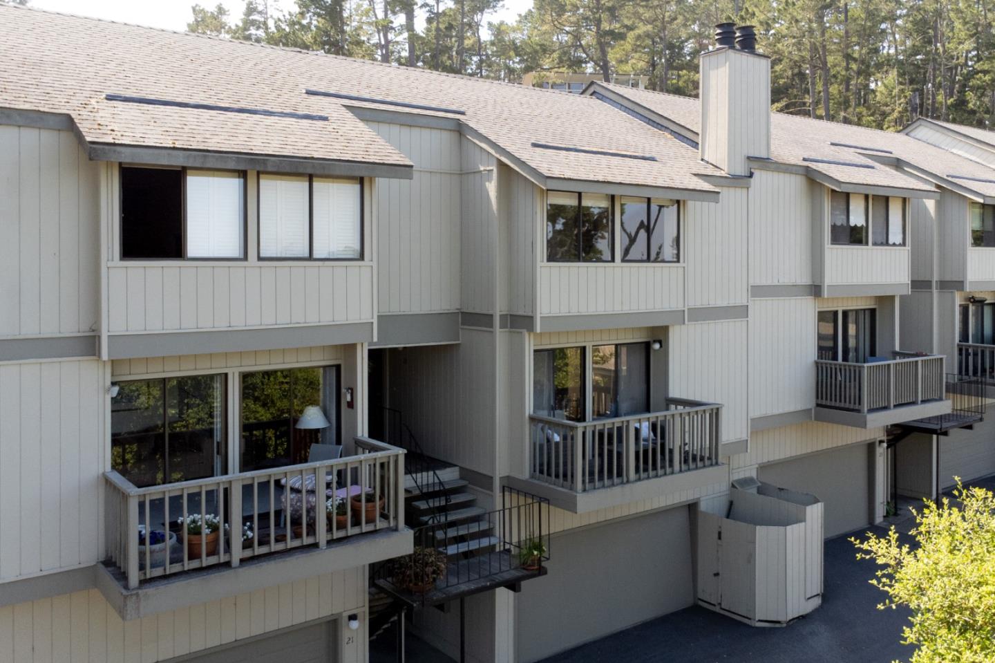 70 Forest Ridge Rd #22