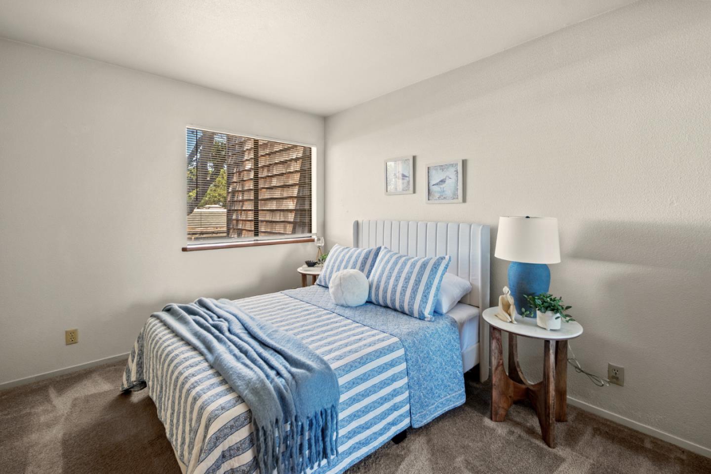 461 Dela Vina Avenue 209