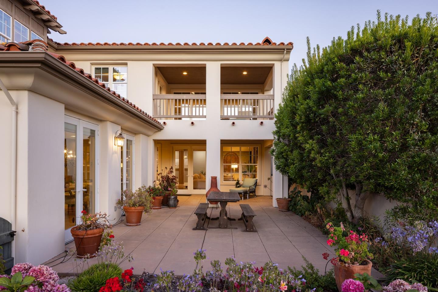 106 Las Brisas Drive