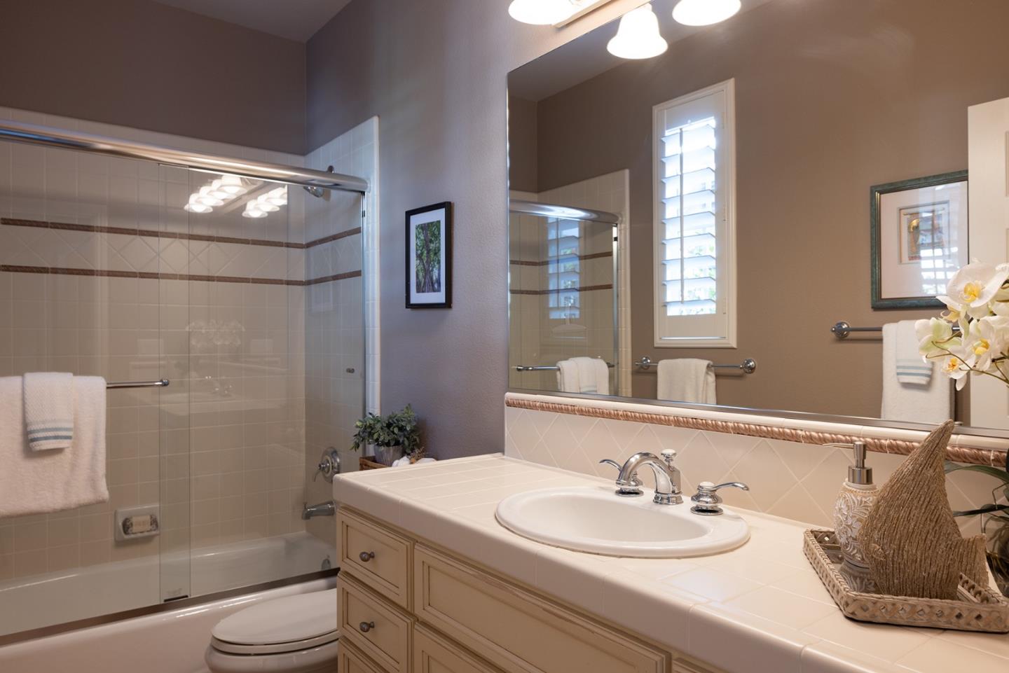 106 Las Brisas Drive