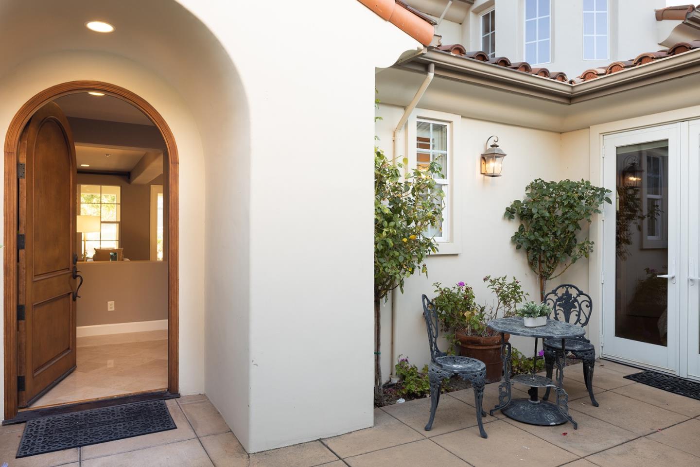 106 Las Brisas Drive