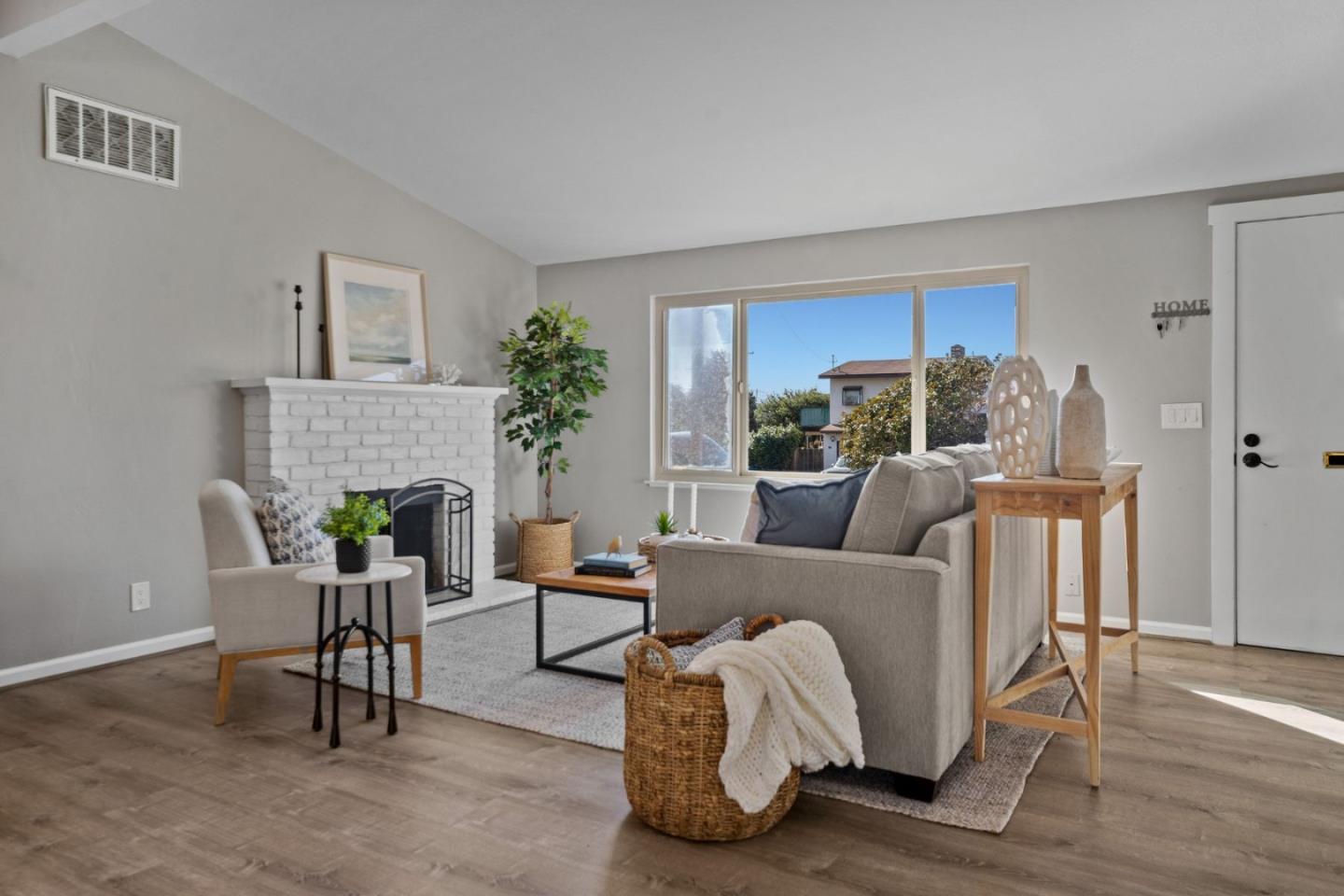 1148 San Lucas Street