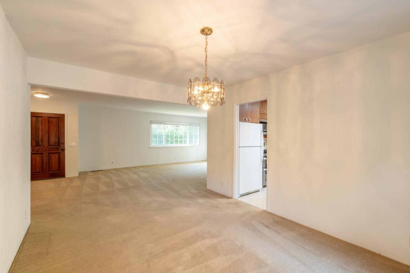 11th 2 E of Torres Avenue