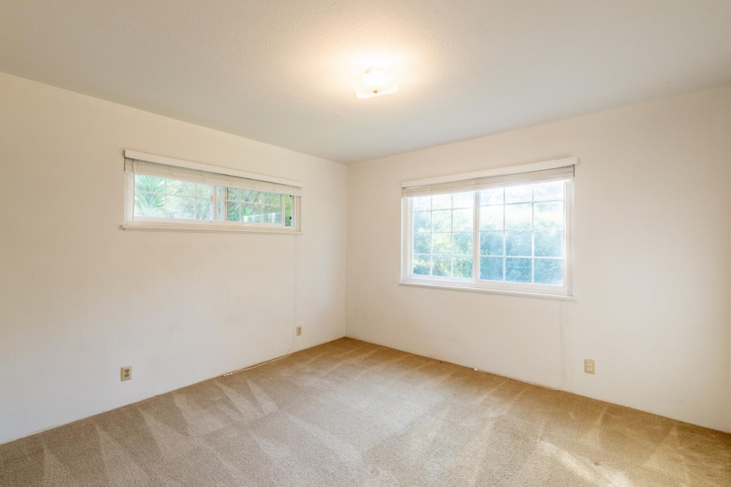 11th 2 E of Torres Avenue