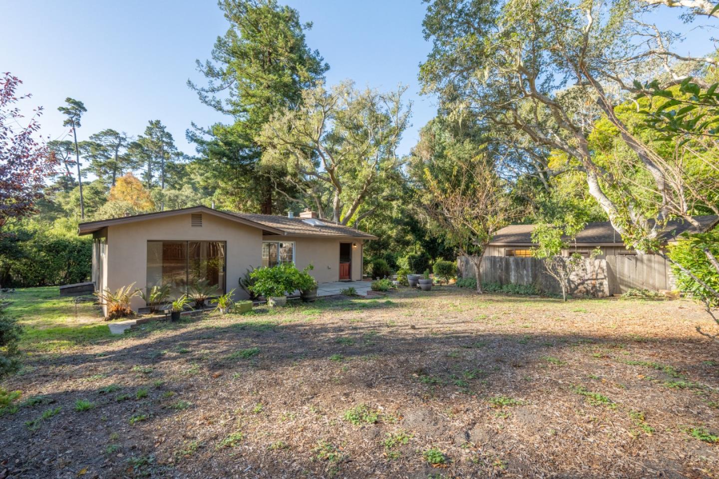 11th 2 E of Torres Avenue