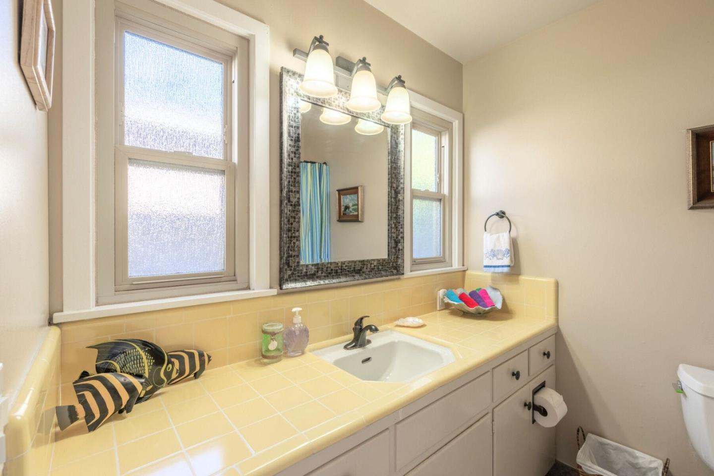 26231 Isabella Avenue