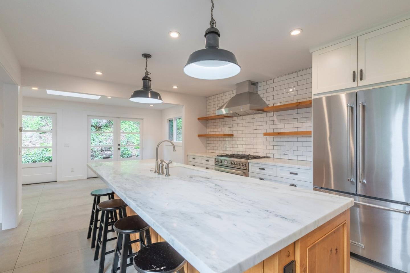 11 Scarlett Road