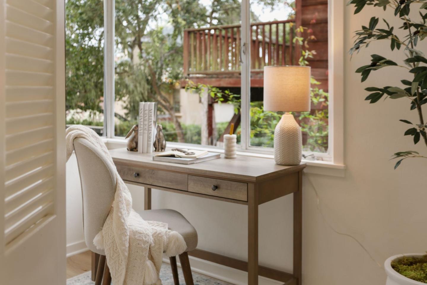 0 Palou 8 NW of Casanova