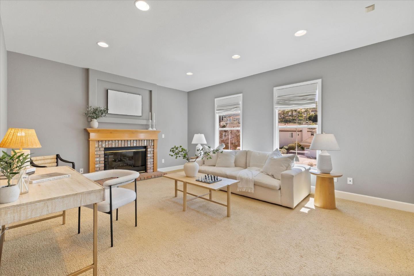 1136 Eagle Cliff Court