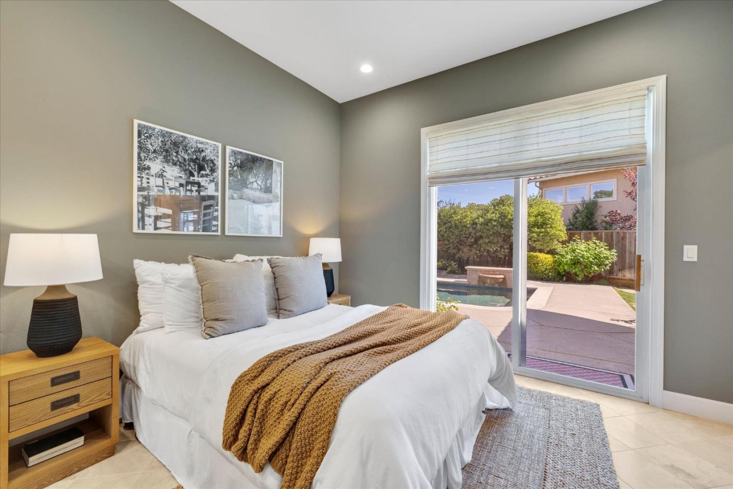 1136 Eagle Cliff Court