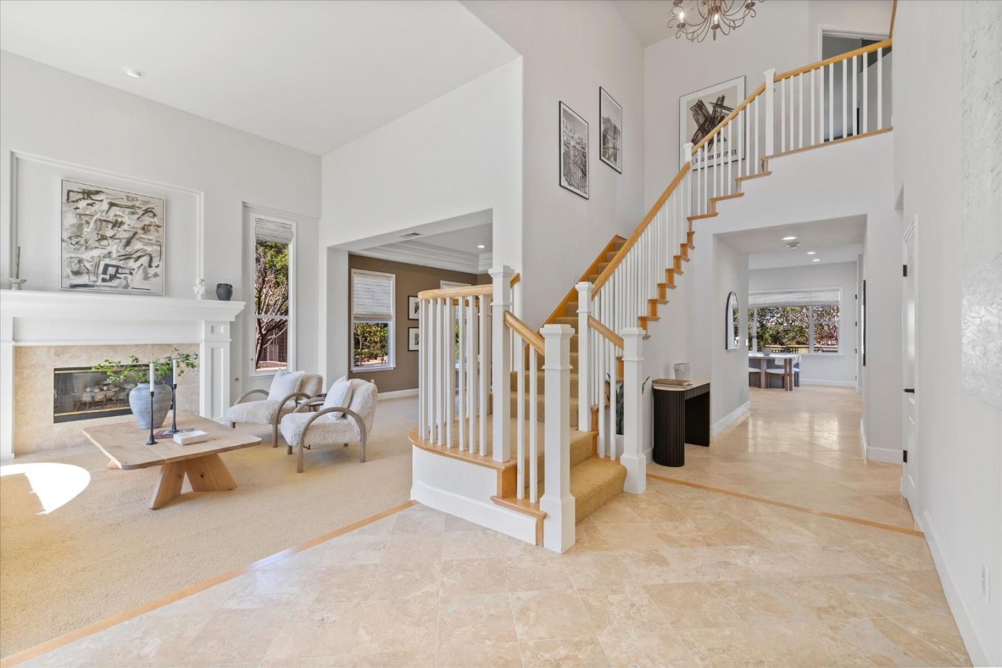 1136 Eagle Cliff Court