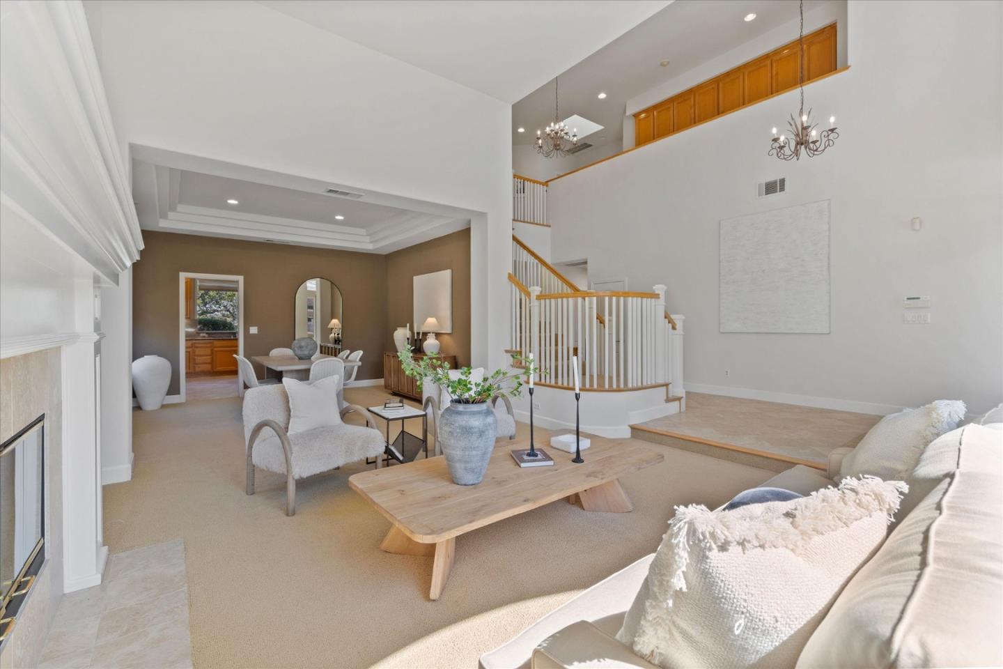 1136 Eagle Cliff Court