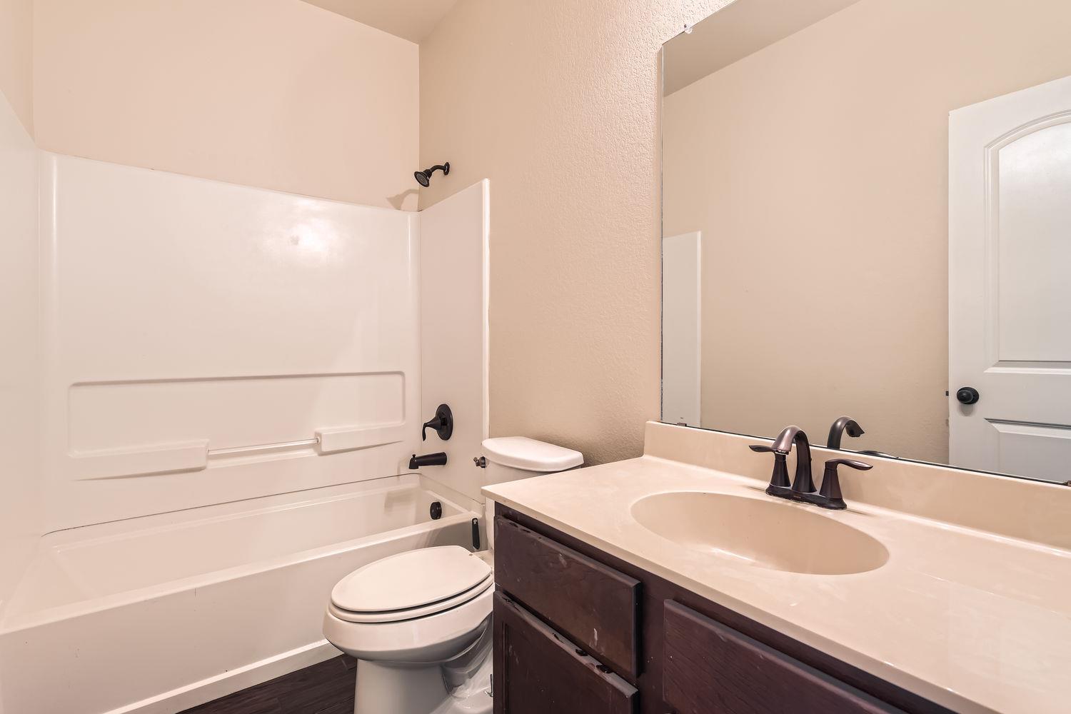 107 Creekside Villa DR
