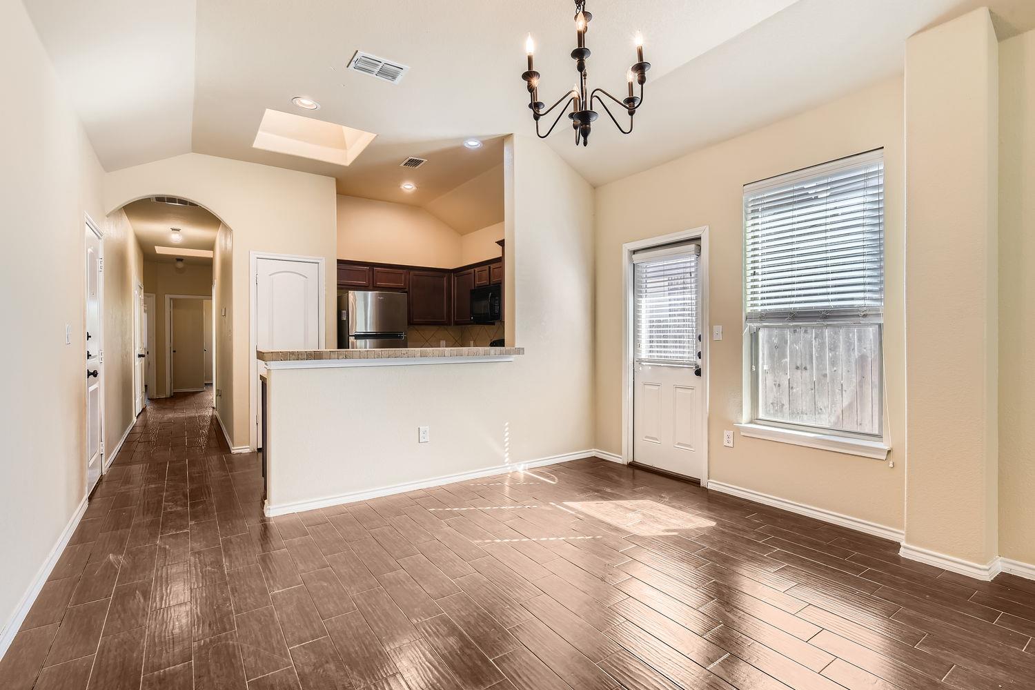 107 Creekside Villa DR