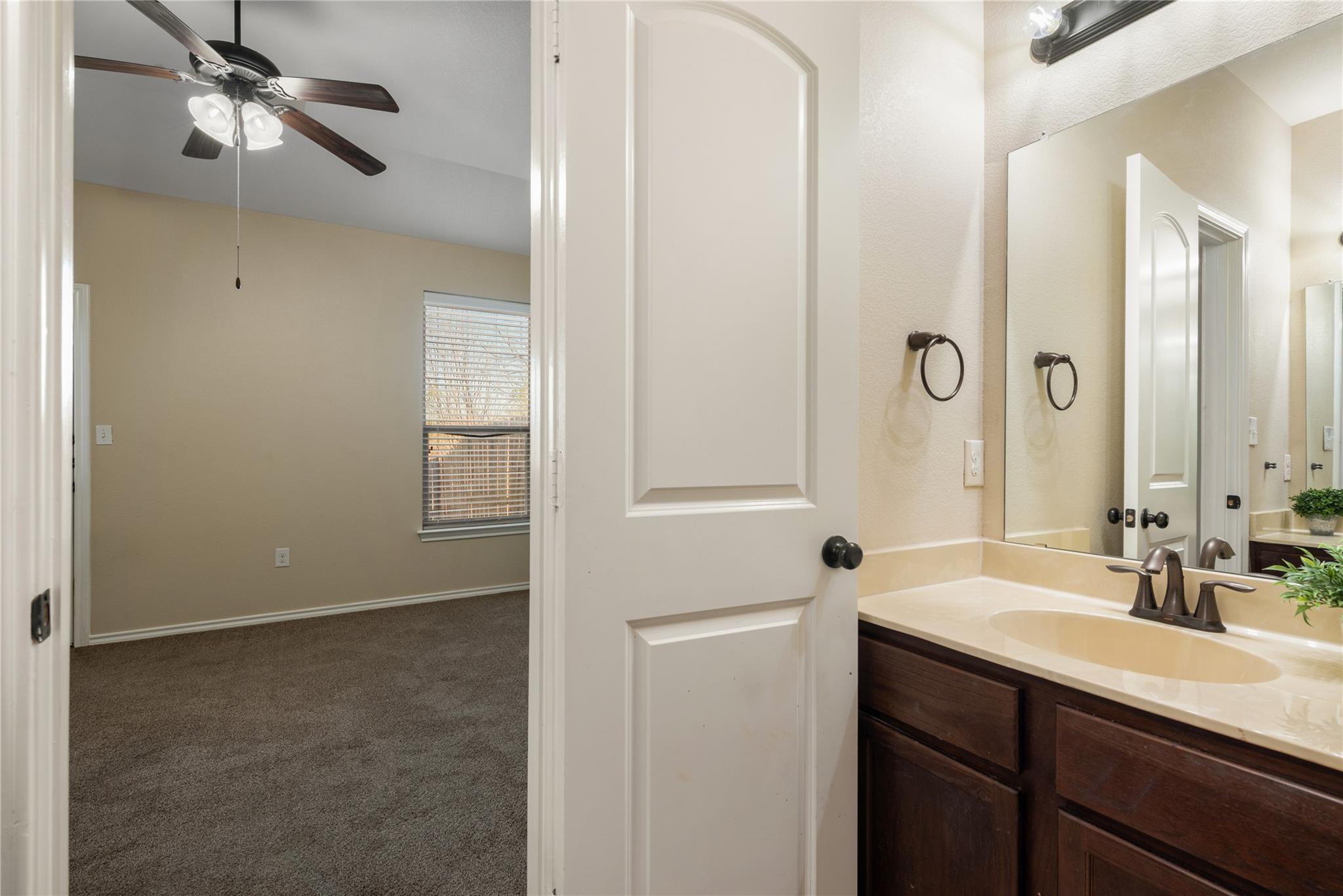 101 Creekside Villa DR