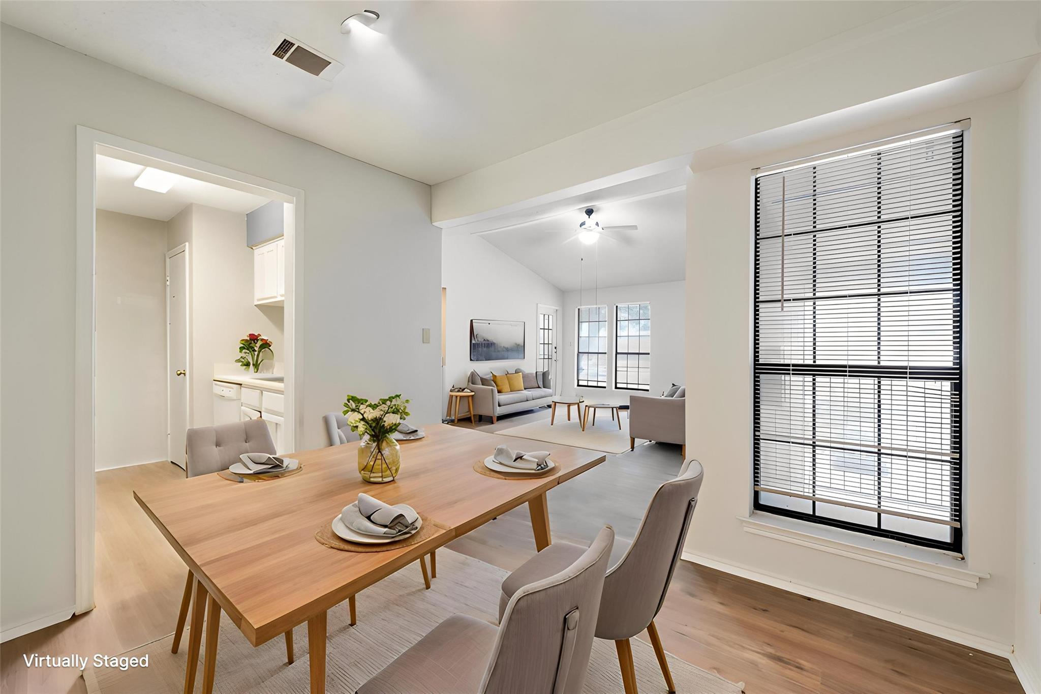 1202 Thorpe LN # 216