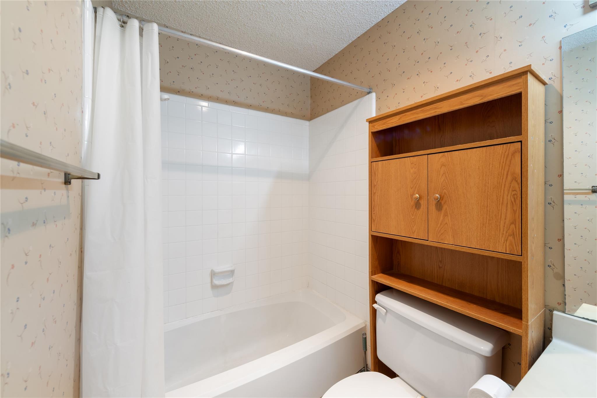 1202 Thorpe LN # 216