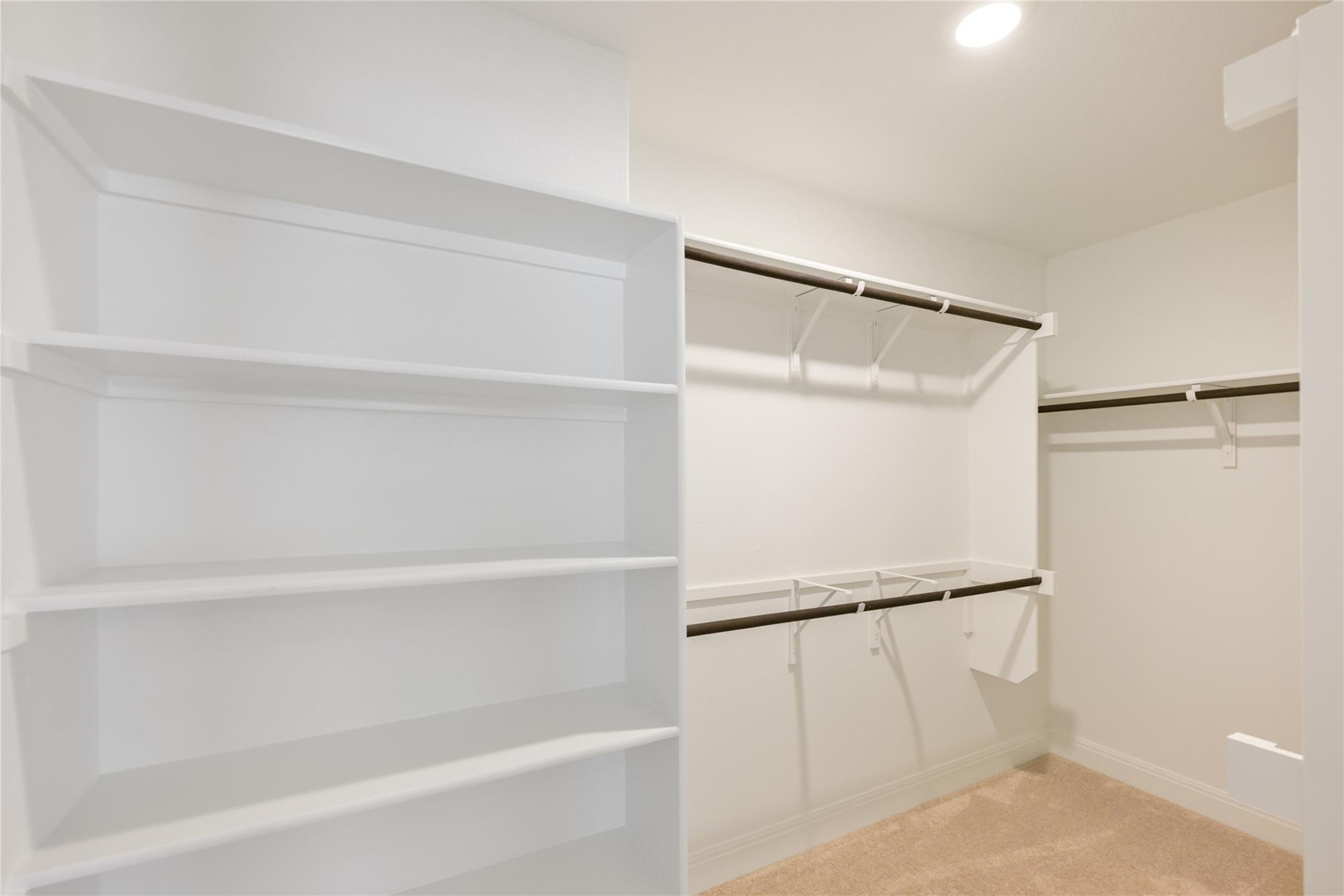 301 Harbors LN